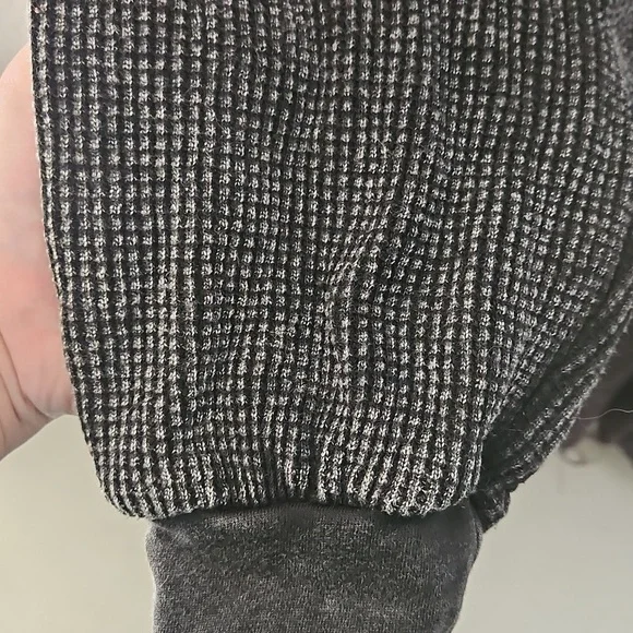 NWT Oli & Hali Black Patchwork Distressed Oversized Cardigan - Picture 6 of 12